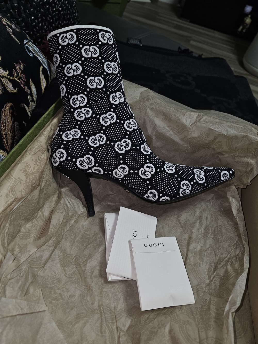 Gucci Black & White GG Monogram Pointed Toe Ankle Boots 37 - Picture 11 of 15